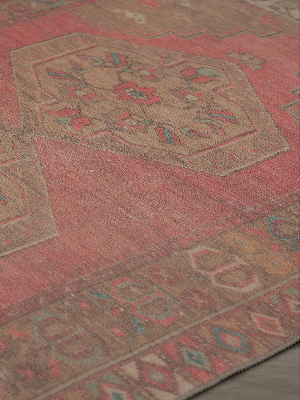 Vintage Teppich Ceren Lomé