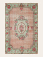 Vintage rug Dilek Vera